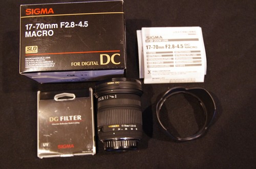 Sigma 70mm 2 - sigma, f/2.8-4.5
